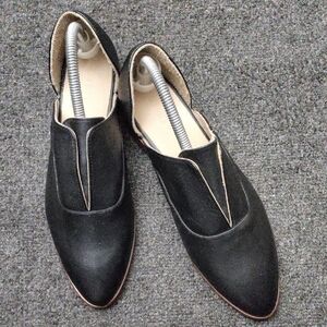 Nisolo Black Pointed Slip-On Loafers